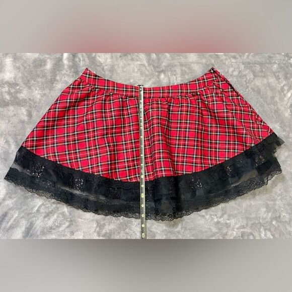 Vintage Y2K Lip Service Red and Black Plaid Skirt withh Lace and Tulle Sz M - Picture 5 of 8